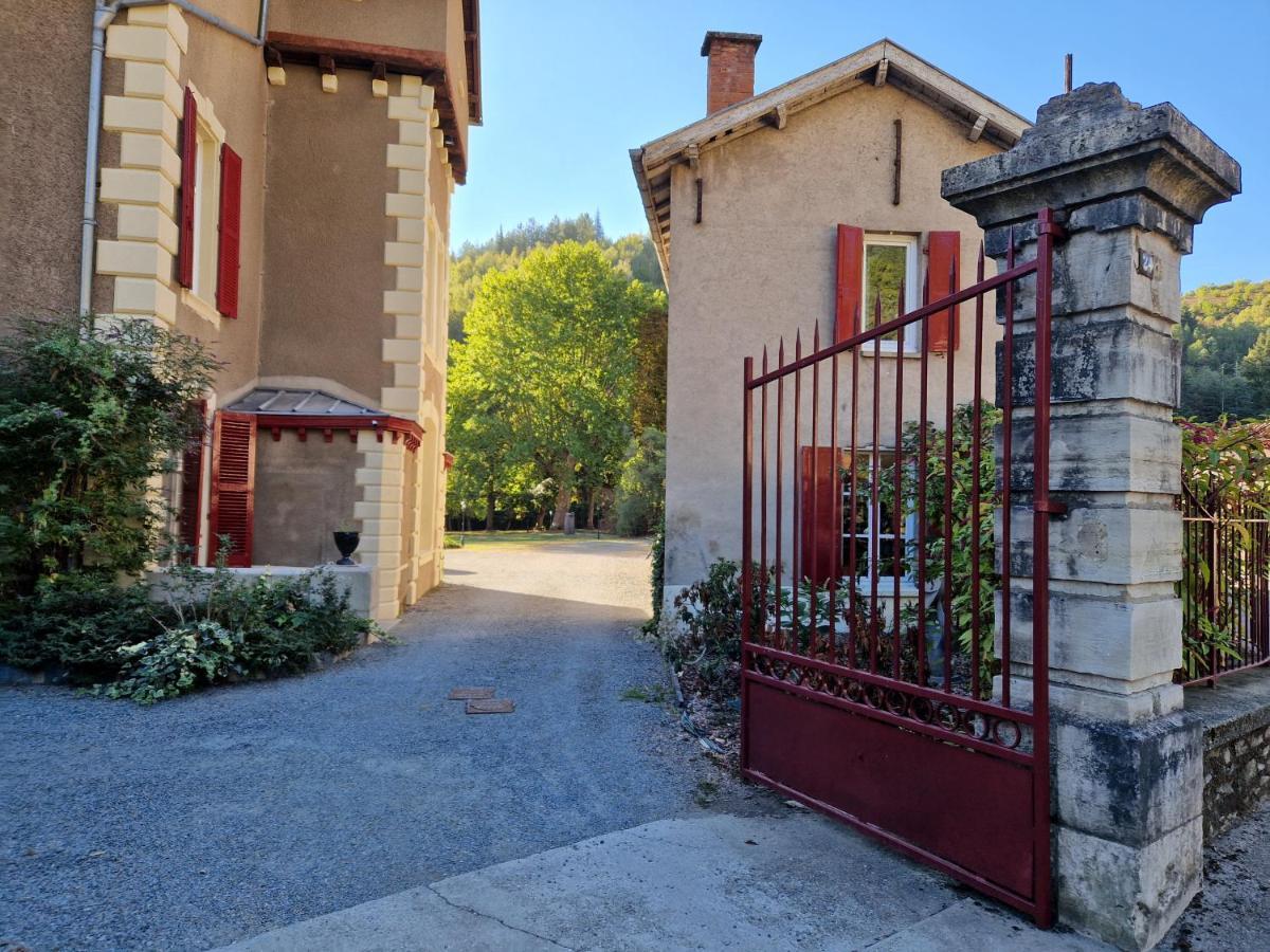 Chateau De Viviez Εξωτερικό φωτογραφία